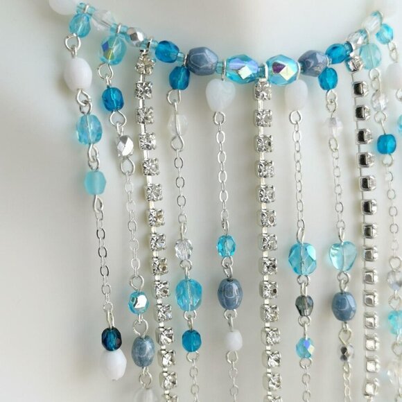 Vintage Czech blue and clear crystal cascade necklace - Picture 4 of 7